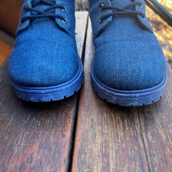 BLUE SUEDE SHOES DENIM ANKLE BOOTS SIZE 10 - Picture 3 of 15